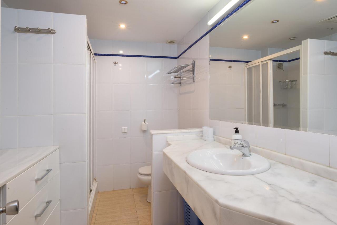 Pyr Aparthotel Studio Фуенхірола Екстер'єр фото